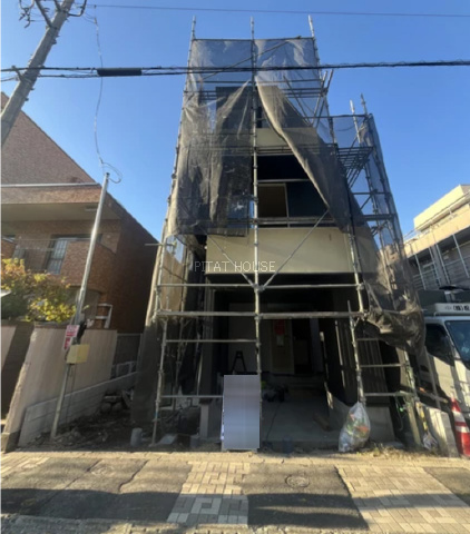 雪が谷大塚駅 徒歩10分 構造:木造土地面積:53.45平米 ( 16.16坪 ) 建物面積:95.29平米 ( 28.82坪 )