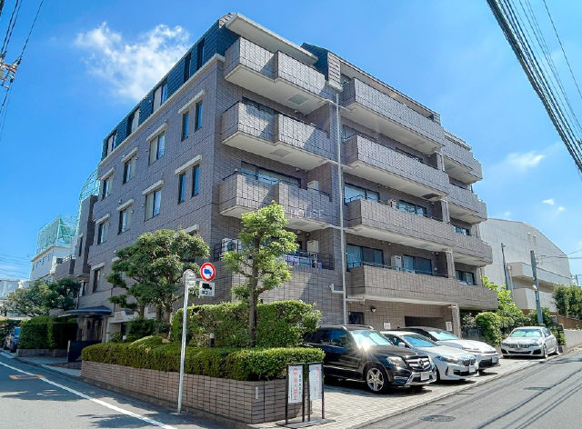 西馬込駅 徒歩9分 構造:鉄筋コンクリート造専有面積:76.04平米 ( 23坪 )